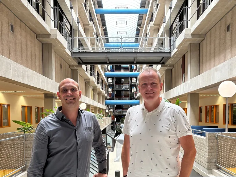 martijn-van-den-berg-cluster-manager-supply-chain-en-lid-van-de-stuurgroep-gdsn-en-milan-kezija-hoofd-operationele-inkoop-en-supply.jpg